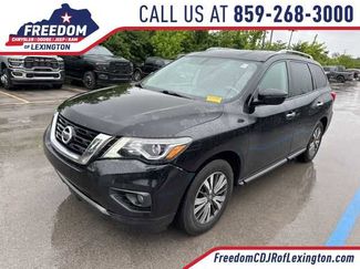 Used 2020 Nissan Pathfinder SV FWD video 1