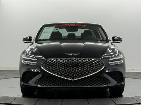 Used 2025 Genesis G70 2.5T image 3
