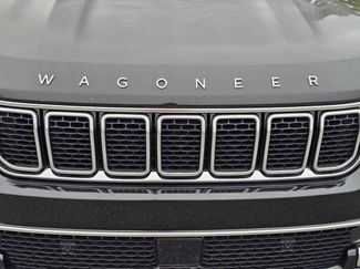 Used 2024 Jeep Wagoneer L Series II video 3