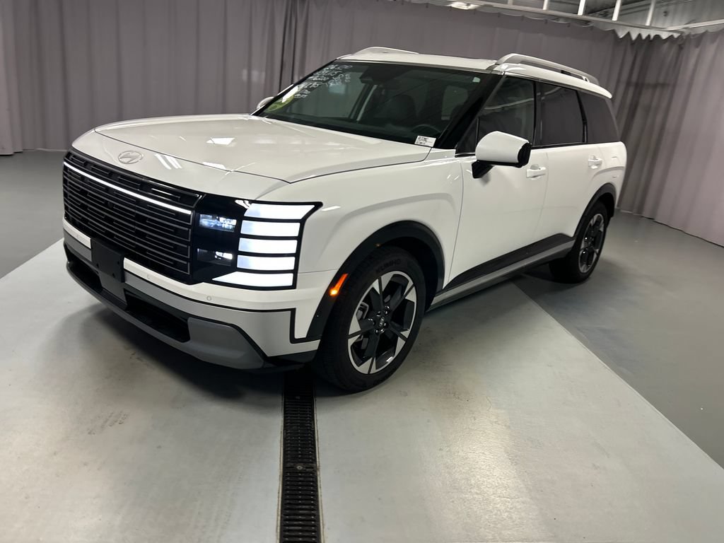 Used 2026 Hyundai Palisade Limited AWD/4WD image 3