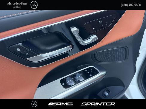 Certified 2025 Mercedes-Benz GLC 300 image 12