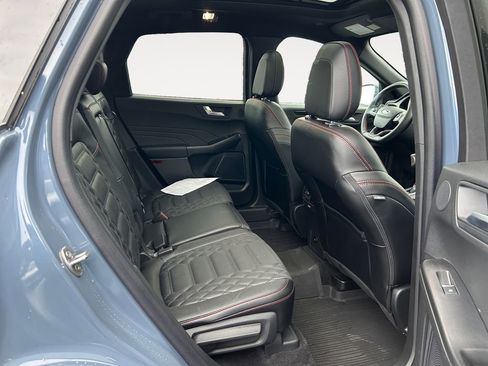 Used 2024 Ford Escape ST-Line Elite w/ Premium Technology Package image 11