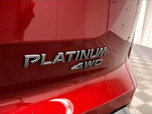 New 2026 Nissan Pathfinder Platinum image 19