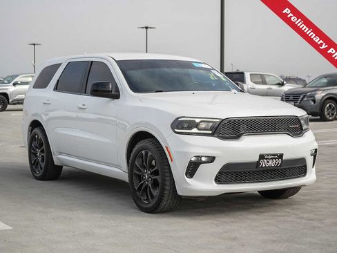 Used 2021 Dodge Durango SXT RWD image 3
