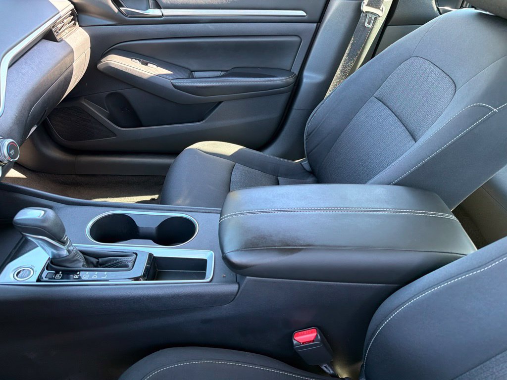 Certified 2022 Nissan Altima 2.5 SV FWD image 13