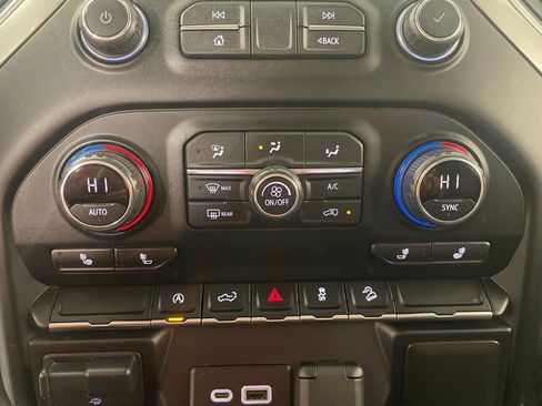 Used 2020 Chevrolet Silverado 1500 RST w/ All-Star Edition image 21