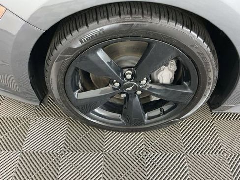 Used 2022 Ford Mustang GT Premium w/ Black Accent Package RWD image 26