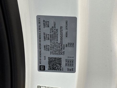 Used 2025 GMC Sierra 1500 Pro w/ Pro Value Package image 27