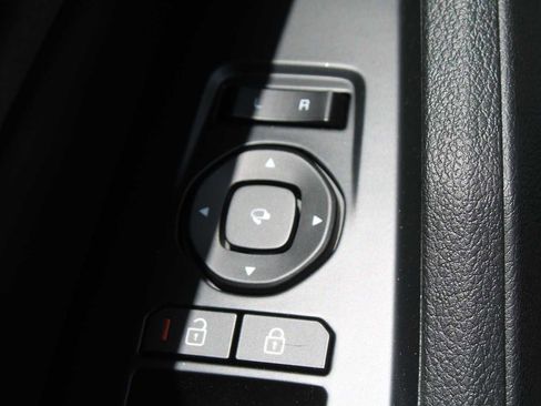 New 2026 Kia Sportage SX image 21