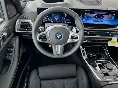 New 2026 BMW X7 xDrive40i w/ M Sport Package image 19