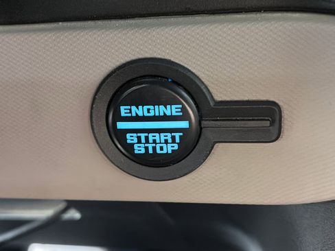 Used 2023 Ford Bronco Wildtrak AWD/4WD image 25
