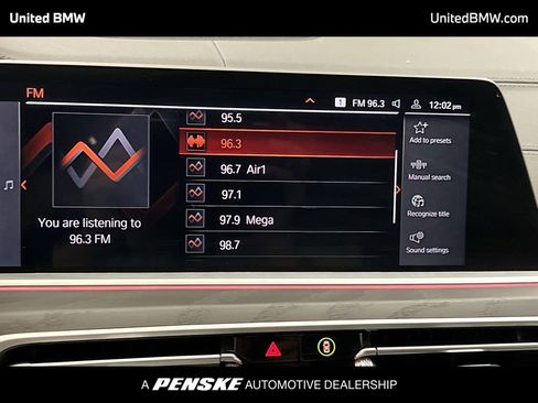 Certified 2022 BMW X7 xDrive40i w/ Premium Package image 11