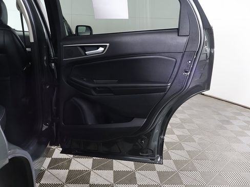 Used 2022 Ford Edge SEL w/ Convenience Package image 24