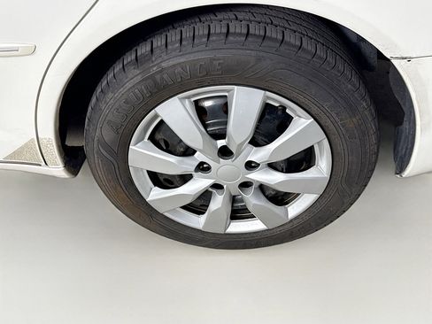 Used 2003 Toyota Avalon XL image 34