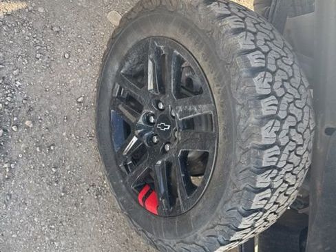 Used 2023 Chevrolet Silverado 1500 RST w/ Redline Edition image 9