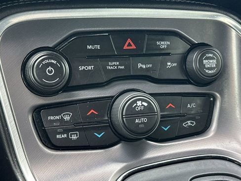 Used 2020 Dodge Challenger R/T RWD image 21