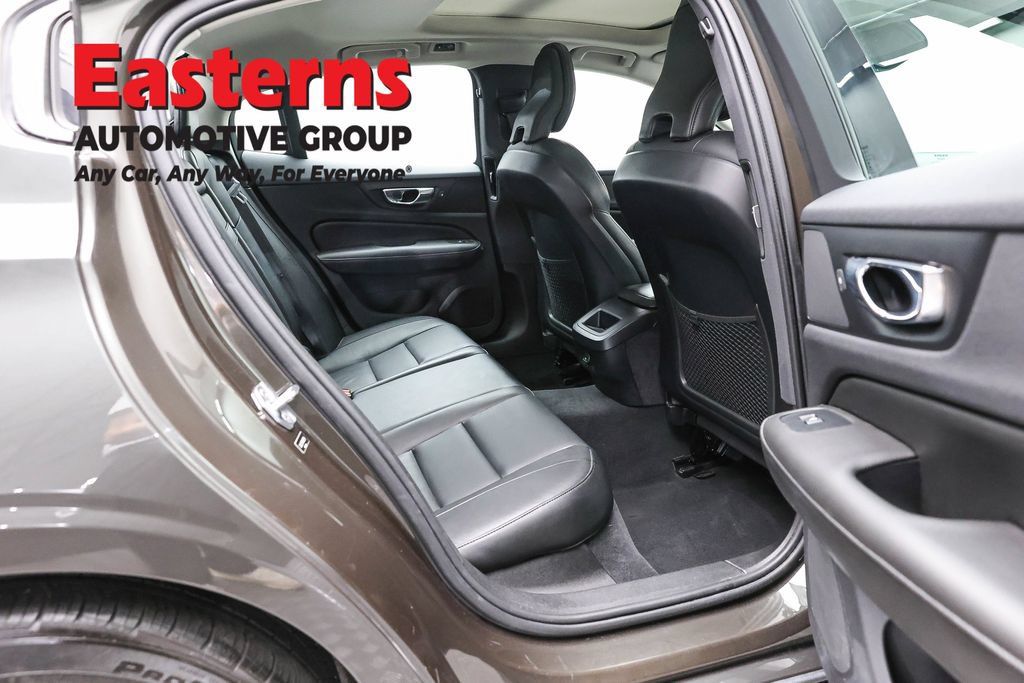 Used 2022 Volvo S60 B5 Inscription AWD/4WD image 26