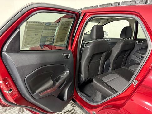 Certified 2018 Ford EcoSport SE image 29