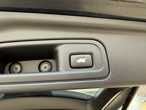 Used 2020 Honda Pilot Elite image 13