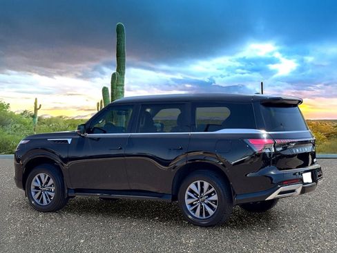Certified 2026 INFINITI QX80 Pure w/ Cargo Package AWD/4WD image 4
