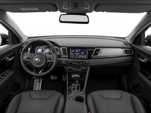 Used 2017 Kia Niro FE image 11