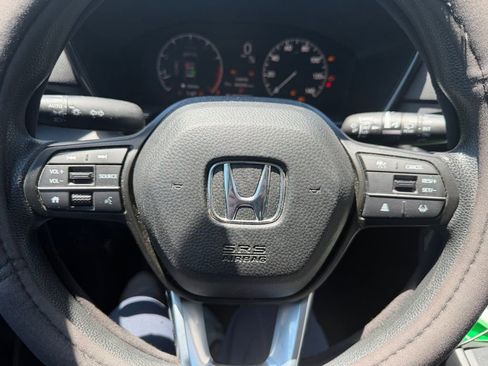 Used 2025 Honda CR-V EX image 16