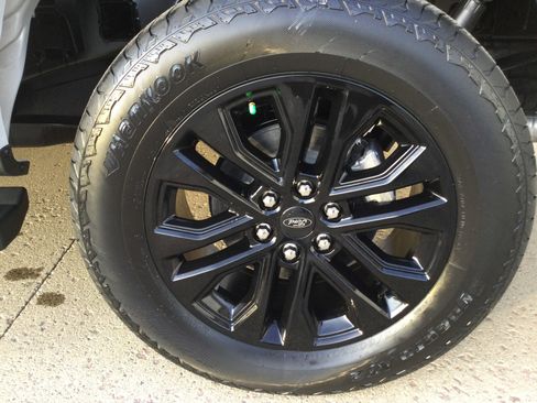 New 2025 Ford F150 Lariat w/ Equipment Group 501A Mid image 7