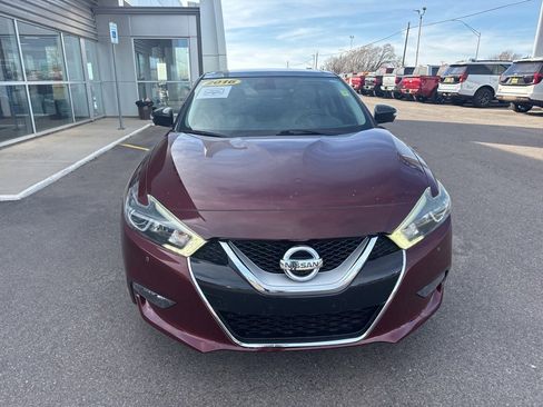 Used 2016 Nissan Maxima Platinum image 3