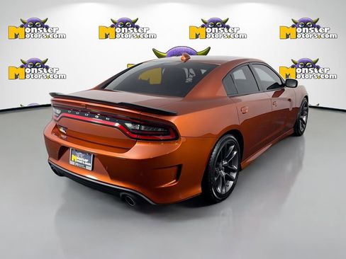 Used 2023 Dodge Charger Scat Pack w/ Navigation & Travel Group image 5