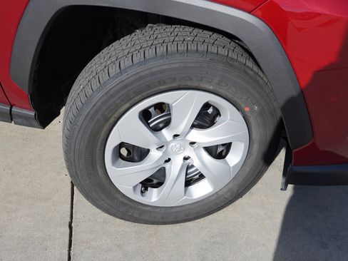 Certified 2025 Toyota RAV4 LE image 10