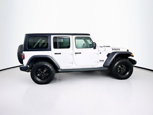 Used 2024 Jeep Wrangler Unlimited AWD/4WD image 10