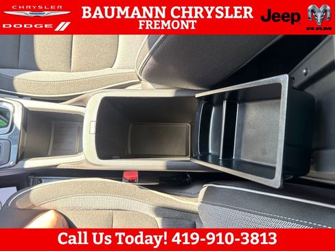 Used 2025 Chevrolet TrailBlazer LT AWD/4WD image 25