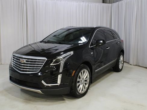 Used 2017 Cadillac XT5 Platinum image 35
