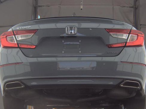 Used 2022 Honda Accord Sport image 7