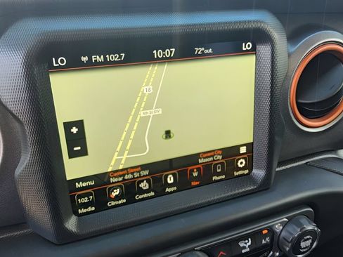Used 2023 Jeep Gladiator Mojave w/ LED Lighting Group AWD/4WD image 12