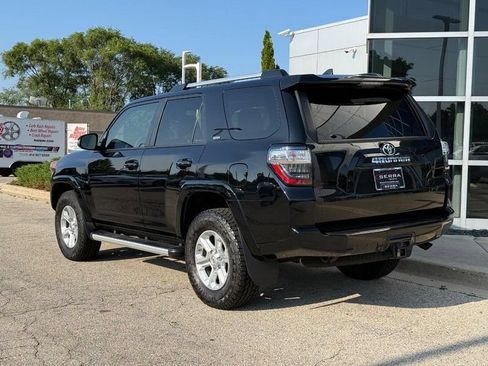 Used 2020 Toyota 4Runner SR5 Premium w/ Moonroof Package AWD/4WD image 5