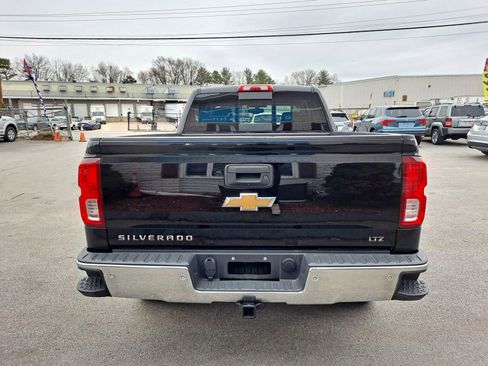 Used 2017 Chevrolet Silverado 1500 LTZ w/ LTZ Plus Package AWD/4WD image 6