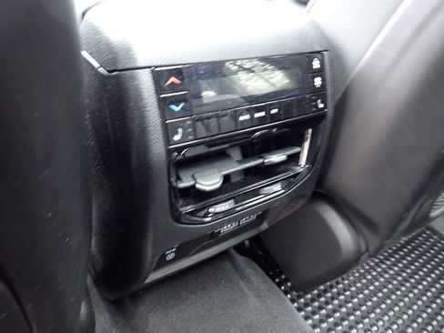 Certified 2022 Jeep Grand Cherokee L Overland image 20