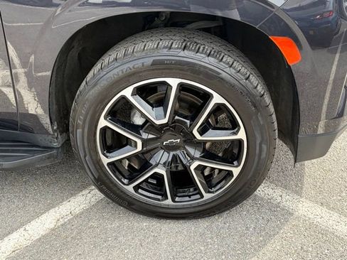 Used 2022 Chevrolet Tahoe RST w/ Luxury Package AWD/4WD image 10