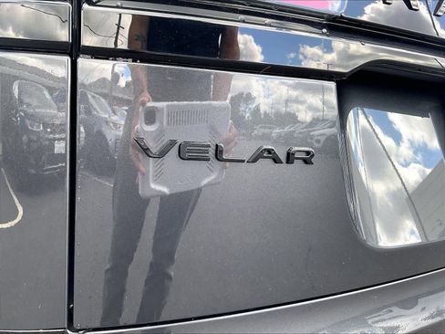 Used 2026 Land Rover Range Rover Velar Dynamic SE AWD/4WD image 10
