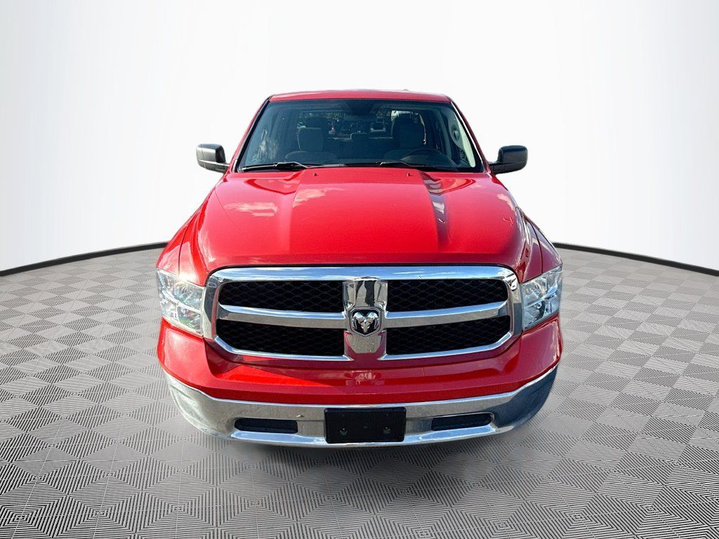 Used 2022 RAM 1500 Classic SLT RWD image 2