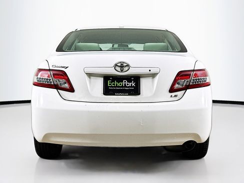 Used 2011 Toyota Camry LE w/ LE Extra-Value Pkg image 7