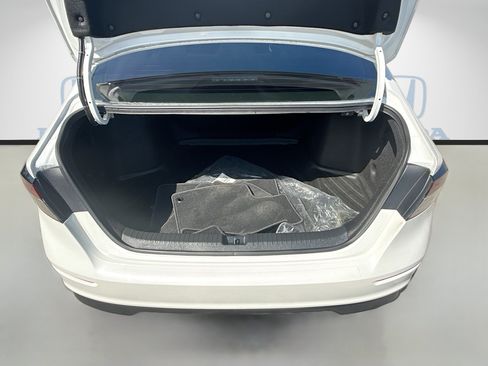 Certified 2024 Honda Accord LX image 25