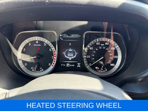 Used 2018 Nissan Titan SV w/ SV Convenience Package AWD/4WD image 14