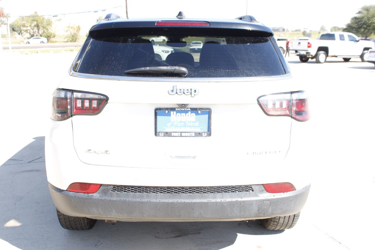 Used 2025 Jeep Compass Limited AWD/4WD image 4