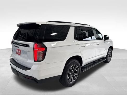 Used 2023 Chevrolet Tahoe Z71 w/ Luxury Package AWD/4WD image 9