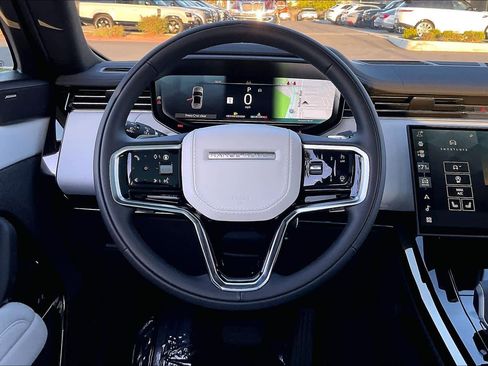 New 2026 Land Rover Range Rover Sport SE image 15