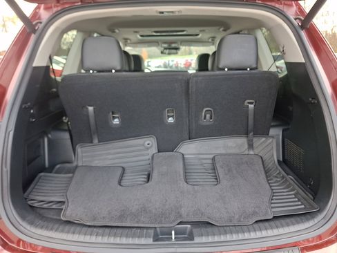 Used 2023 Kia Telluride EX w/ EX Captain's Chair Package image 33