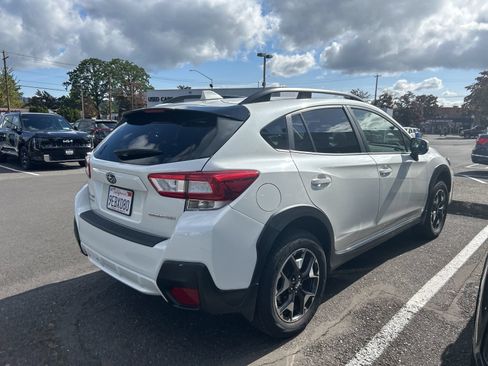 Used 2019 Subaru Crosstrek 2.0i Premium w/ Eyesight System AWD/4WD image 3