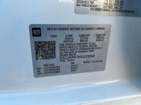 Used 2025 Chevrolet Silverado 2500 LTZ w/ LTZ Premium Package image 31